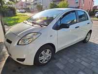 Toyota Yaris Toyota Yaris Idealne miejskie auto, małe spalanie