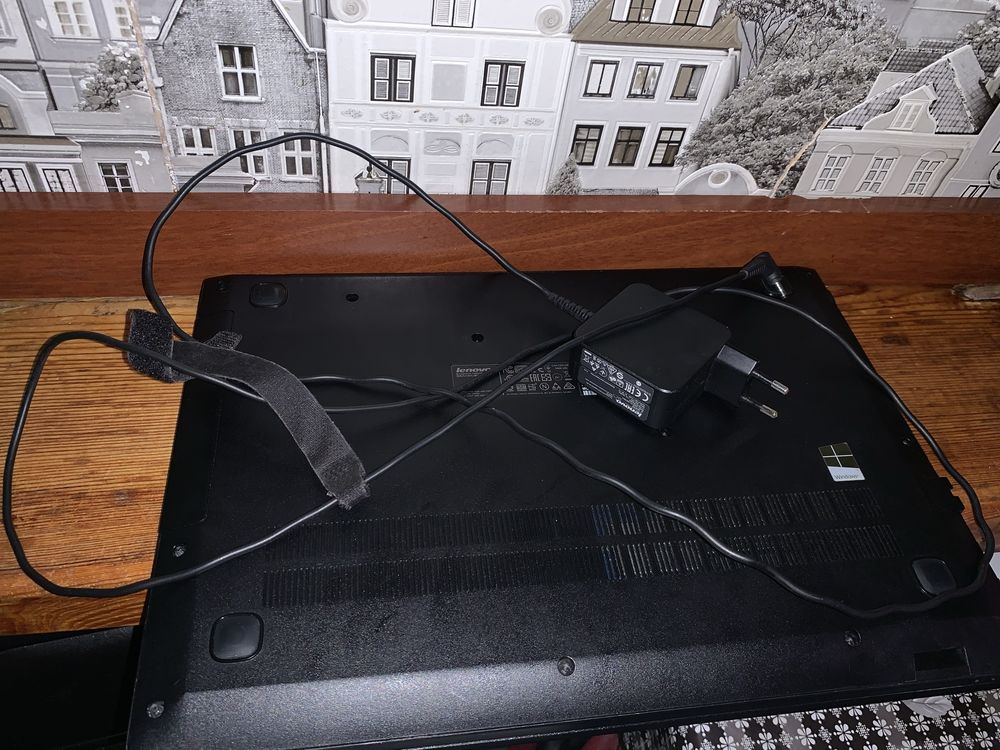 Продам ноутбук Lenovo B50-10