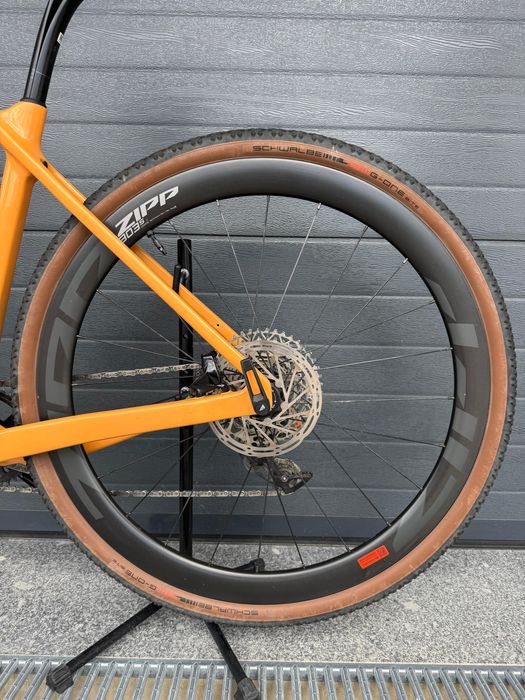 Canyon Grizl CF SL 7 eTap (S) + Rodas Zipp 303s Tubeless