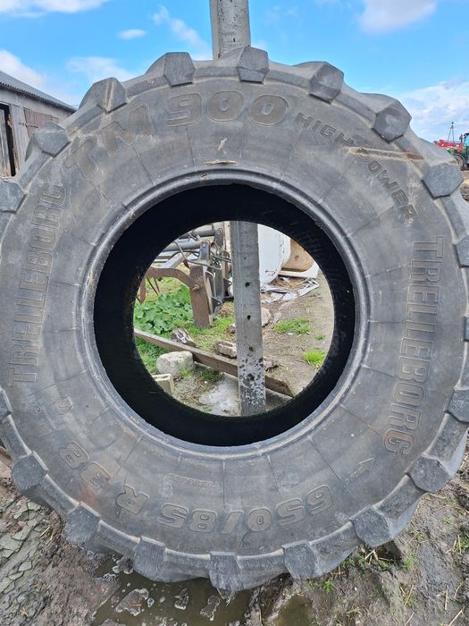 Opona Trelleborg 650/85R38