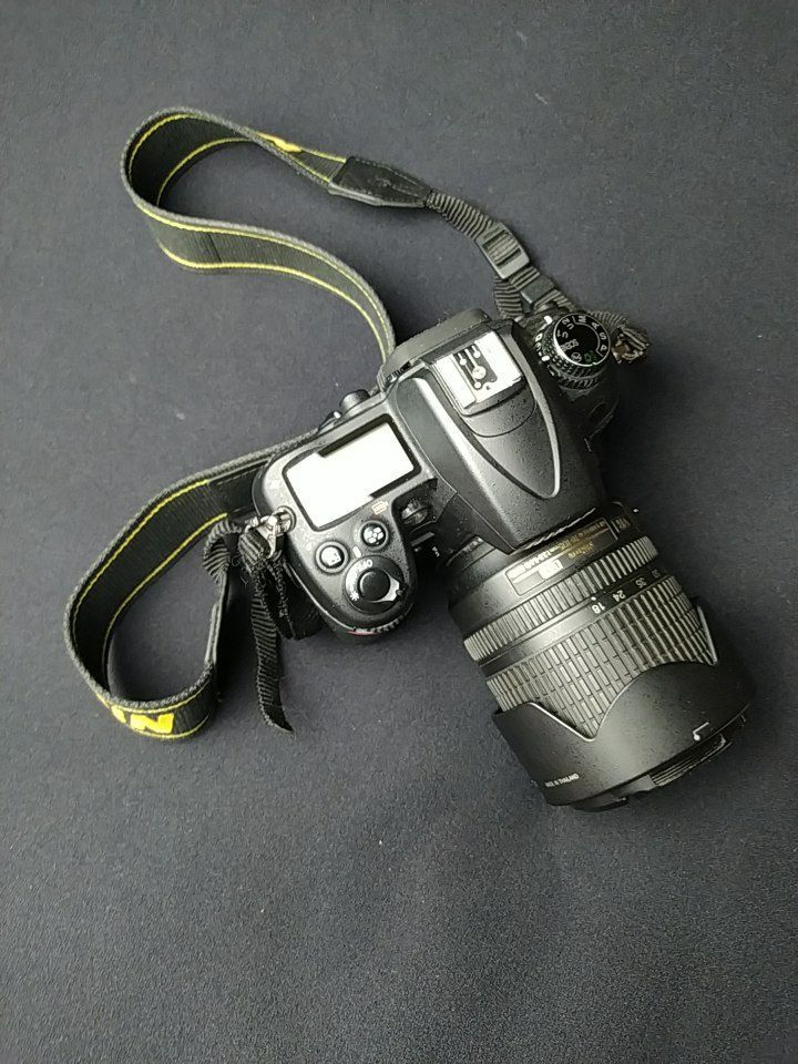 фотоаппарат Nikon D7000 + обьектив Kit