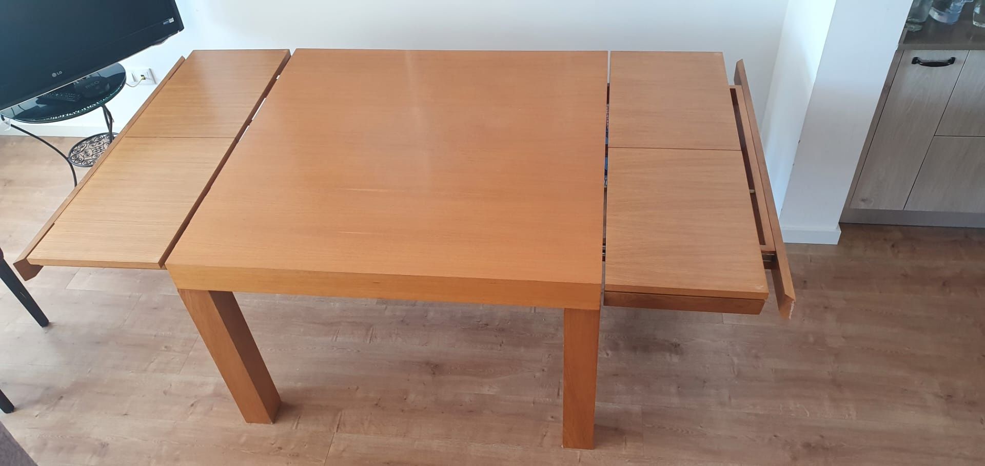 Mesa de jantar extensivel