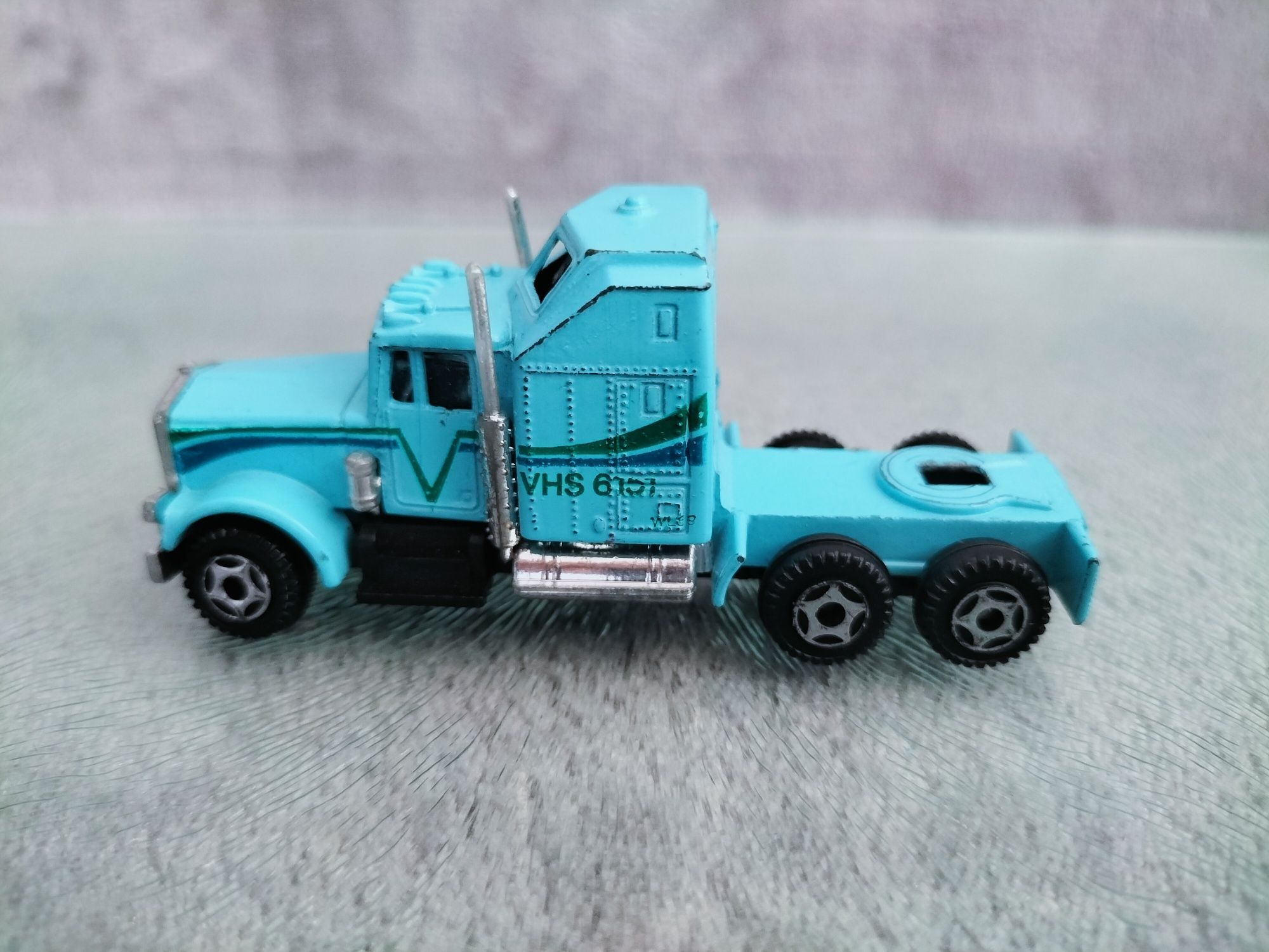 Samochód Ciężarówka Kenworth K100 Rig  Yatming Vintage Toys Car