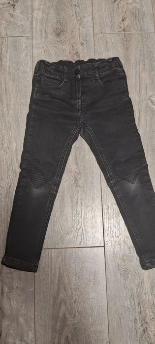 Джинсы утеплённые на девочку 3-4 года. Бренд Palomino.Состояние новых.