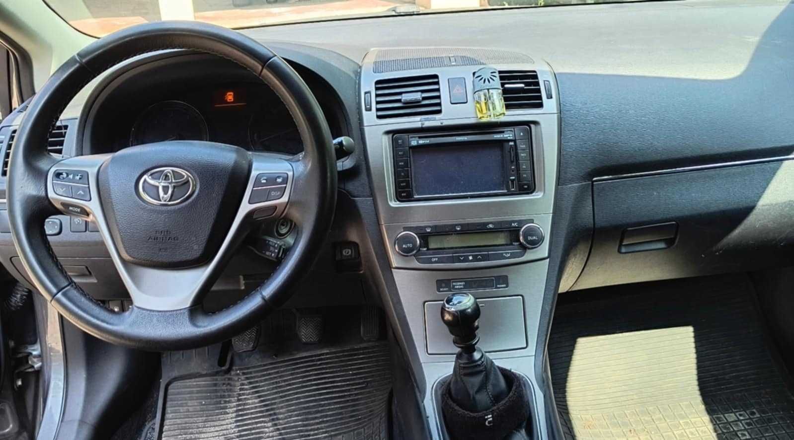 Toyota Avensis - T-27 2,0 D4D