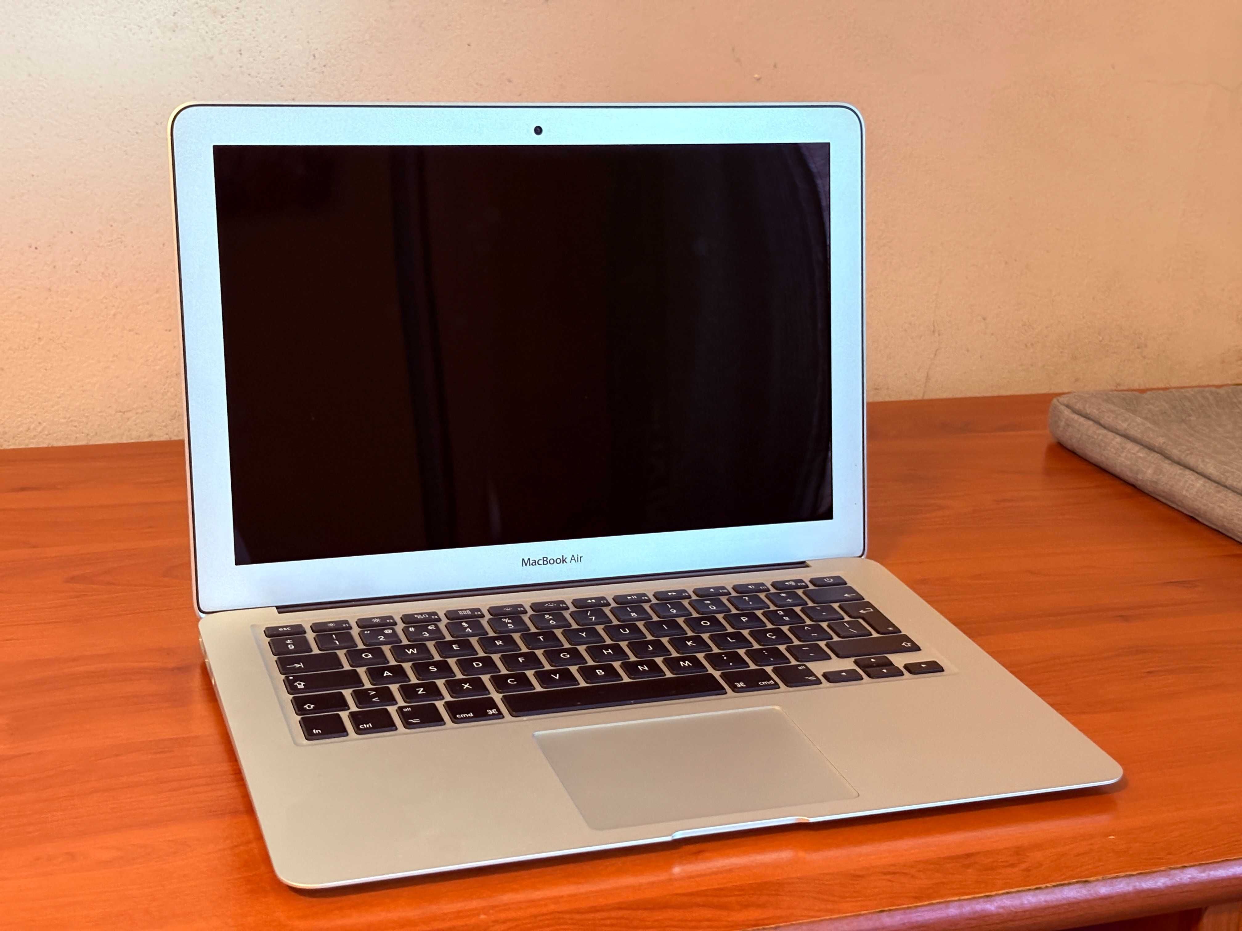 MacBook Air 13" Core i5 IMACULADO