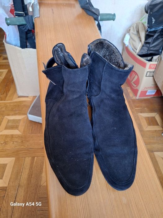 Чоловіче и жиноче взуття  взуття  45-46 розмир