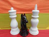 Большие шахматные фигуры скульптуры гипс декорации для фотостудий