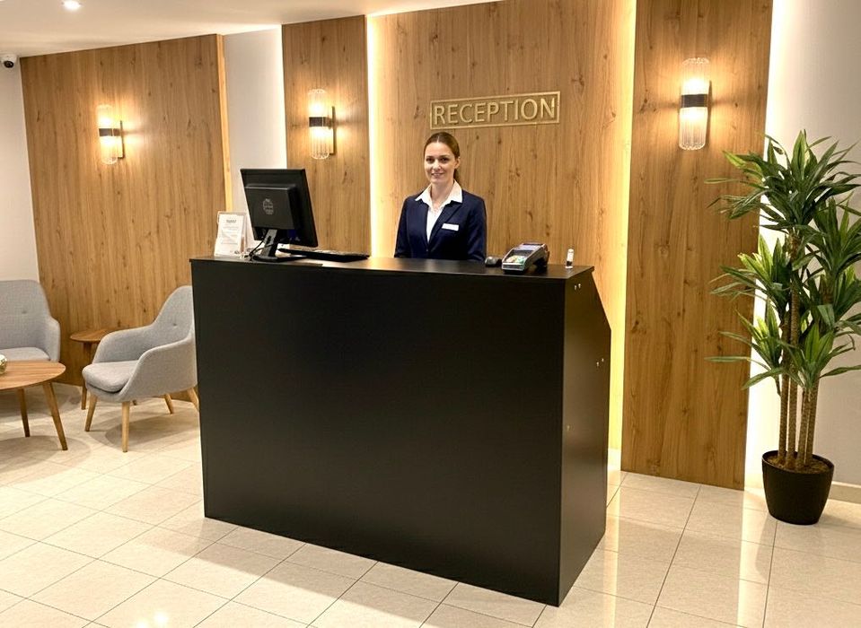 NOWA Recepcja / Lada Sklepowa / Sprzedażowa / Kosmetyczna / 150cm