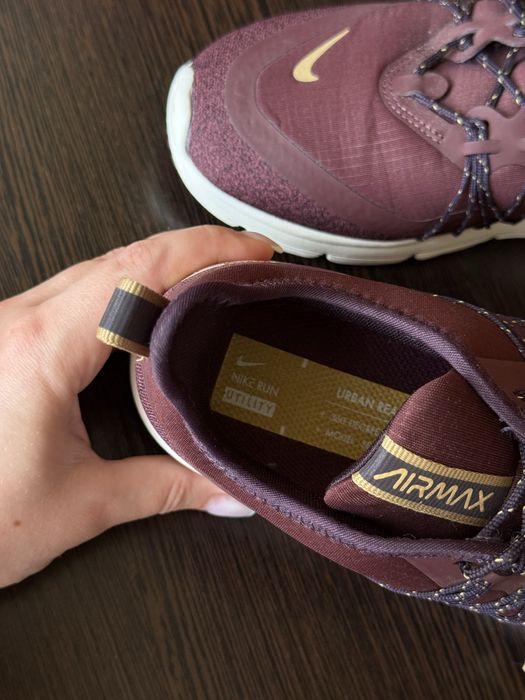 Кросівки для бігу Nike WMNS AIR MAX SEQUENT 4 UTILITY