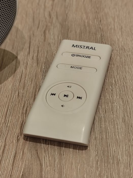 Radio cyfrowe, bezprzewodowe Mistral MP3 FM USB SD pilot