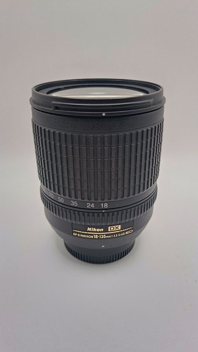 Фотооб'єктив Nikon af-s Nikkor 18-135mm 1:3.5-5.6G ED