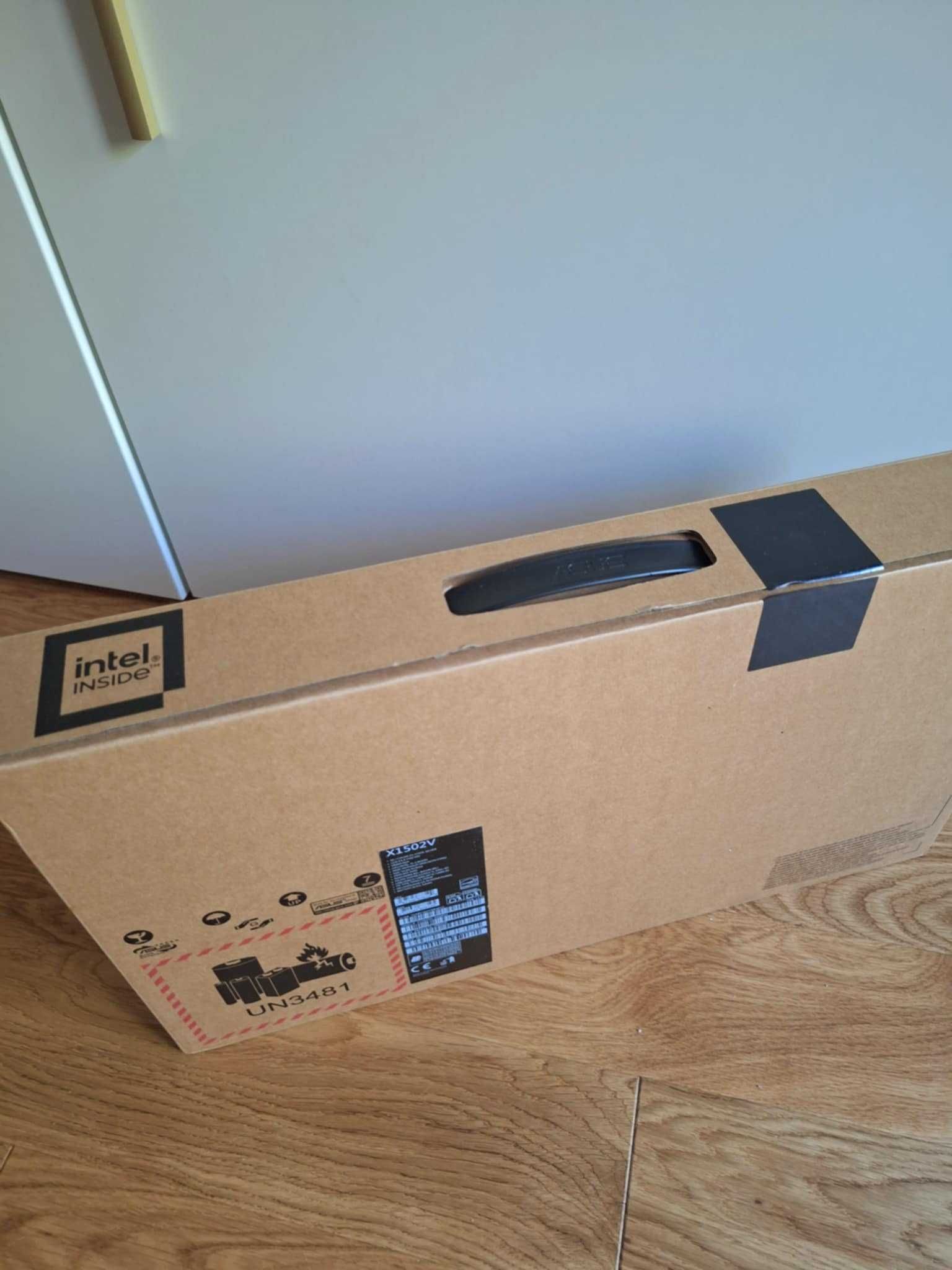 Laptop Asus VivoBook Nowy Zapakowany fabrycznie X1502VA 512GB 15,6'