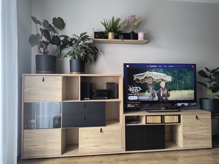 Meblościanka, komplet mebli do salonu