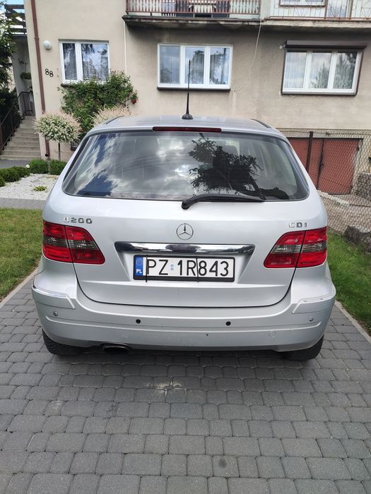 Mercedes B200 zadbany