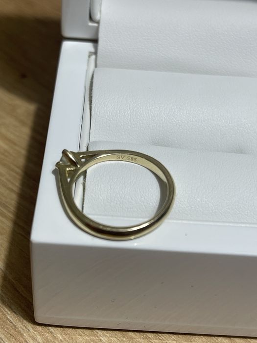 Pierścionek zaręczynowy diament brylant savicki 585 0,14 ct rozmiar 12