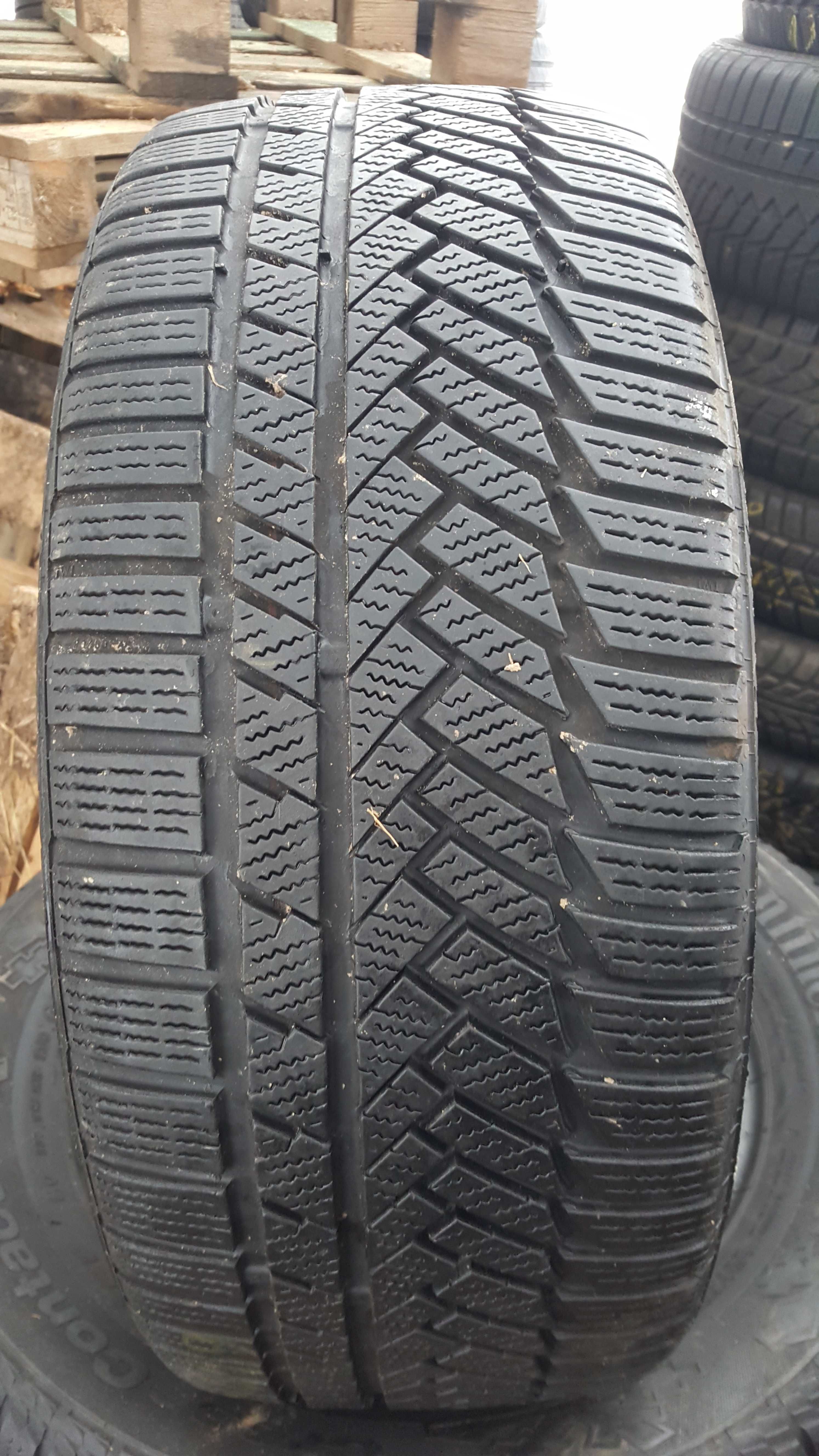 Continental 235/40 r19 TS850P XL /// 6,35mm!!! ContiWinterContact