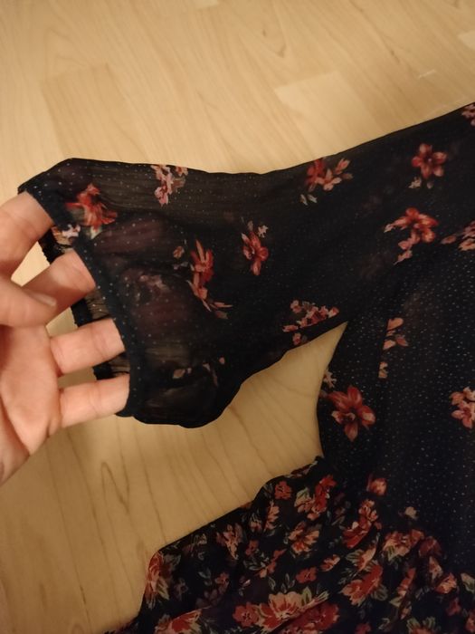 Nowa bluzka Reserved 34