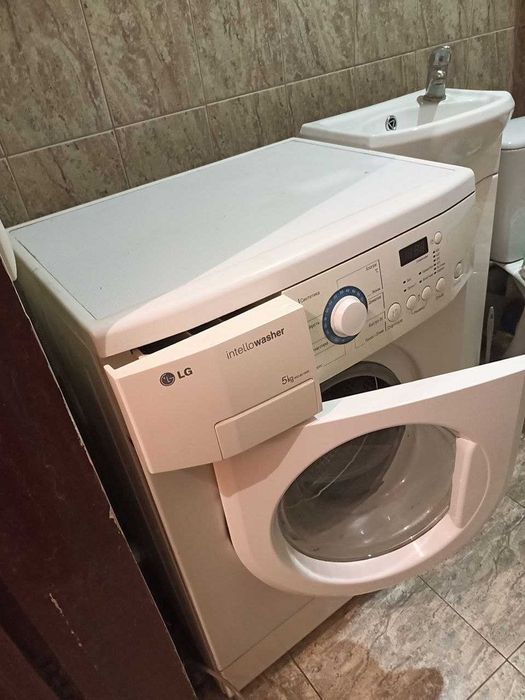Продається пральна машина LG