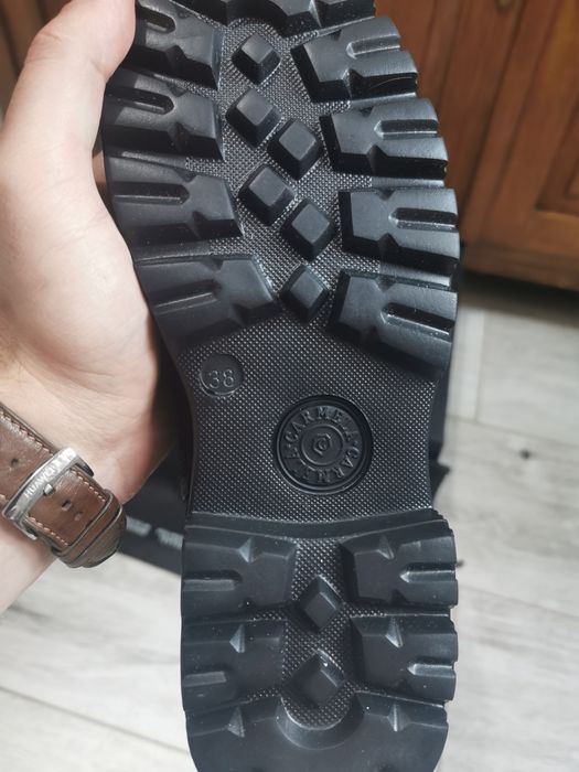 Buty skórzane botki carmela czarne zamszowe nowe rozmiar 38