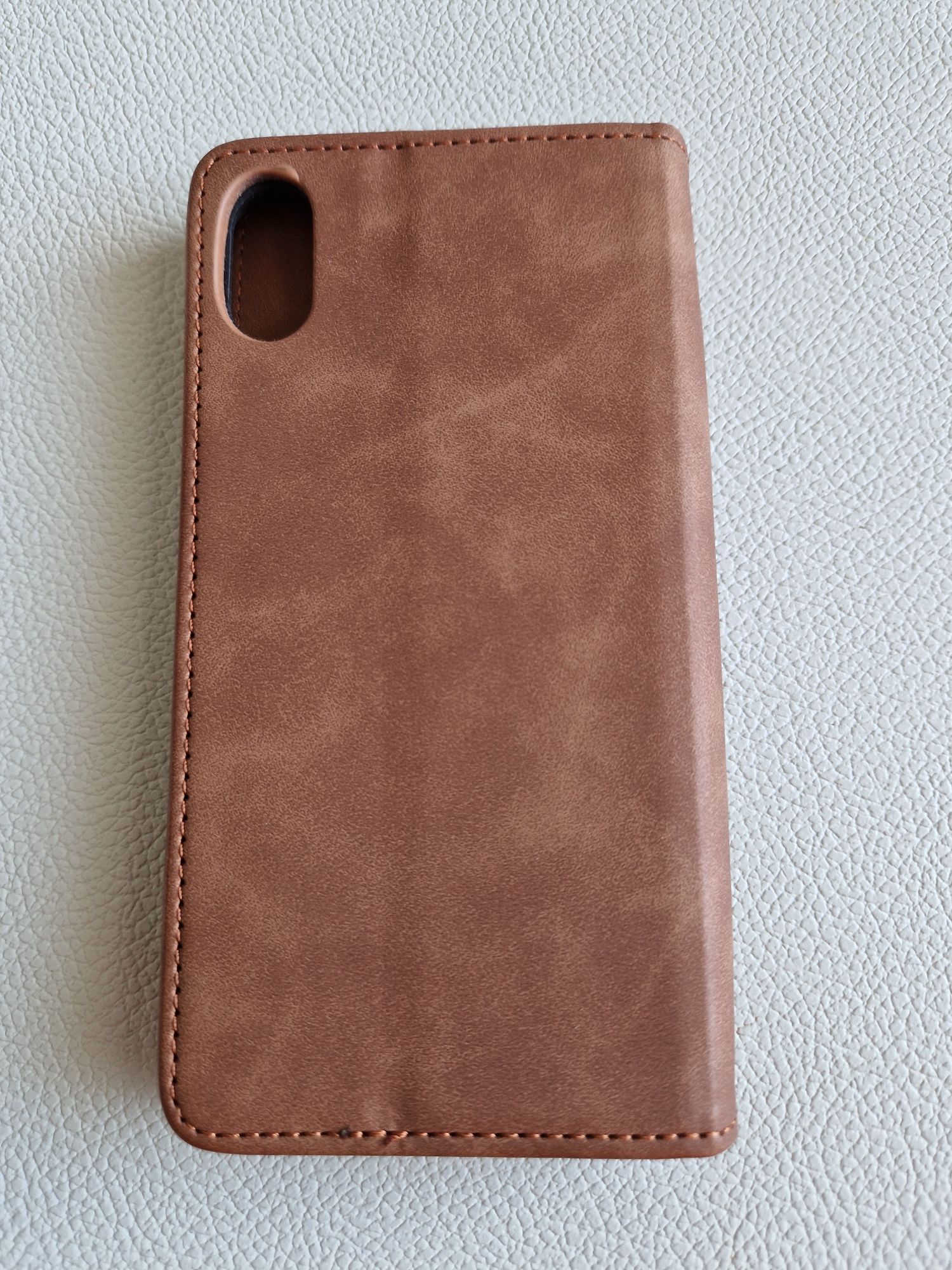 Etui z klapką do iphone xr Spacecase