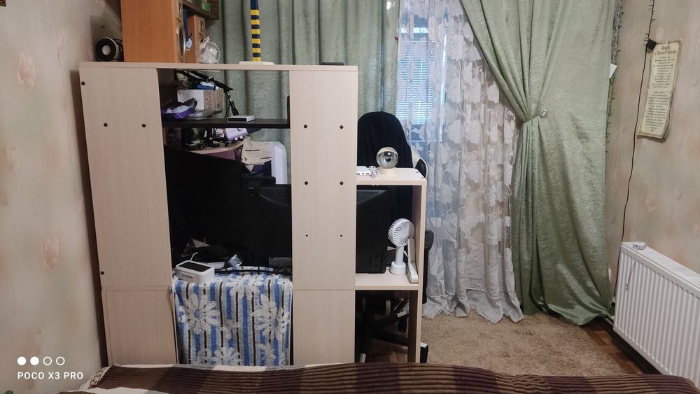 Продам угловой стол (Срочно)