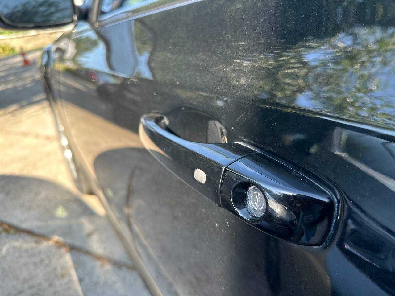 Chrysler 300 C купити за 225 дол/міс