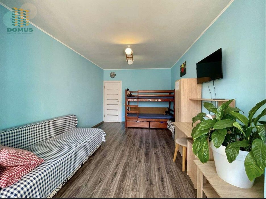 Продам 2 комн в ЖК на Старицкого! С ремонтом и мебелью!