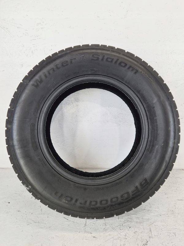 Opony BFGoodrich Winter Slalom Ksi 215/70r16/100s