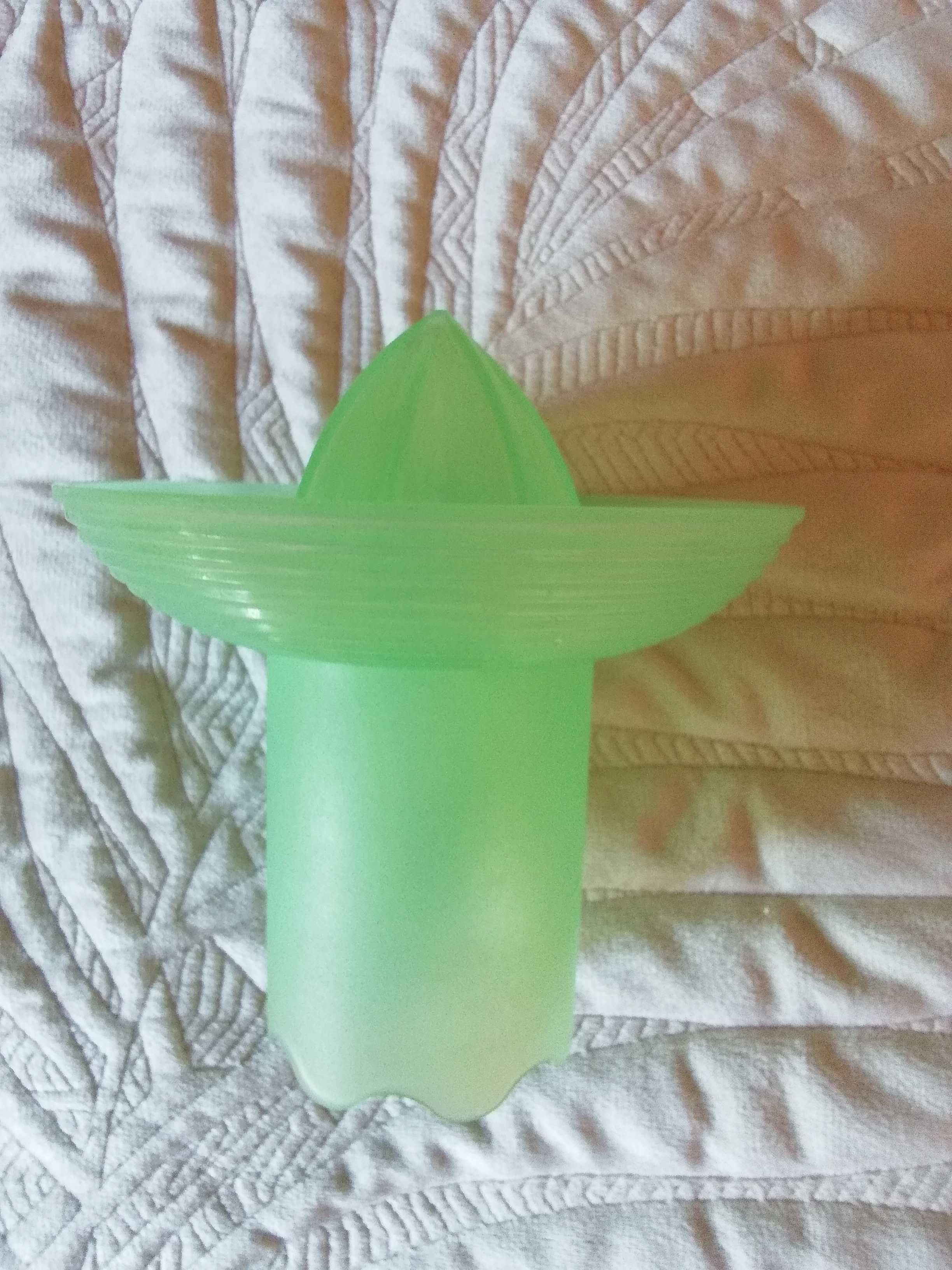 Wyciskarka do cytrusów marki Tupperware