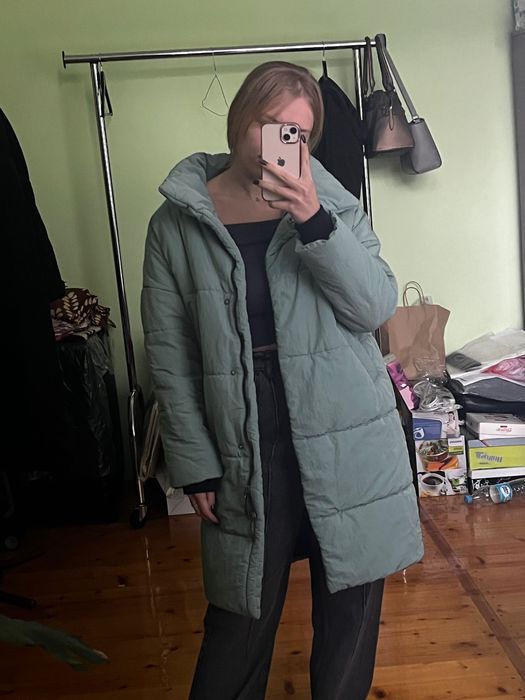 Пуховик бренду Staff