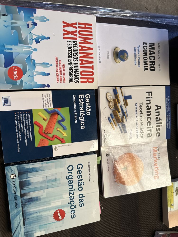 Livros Universitários