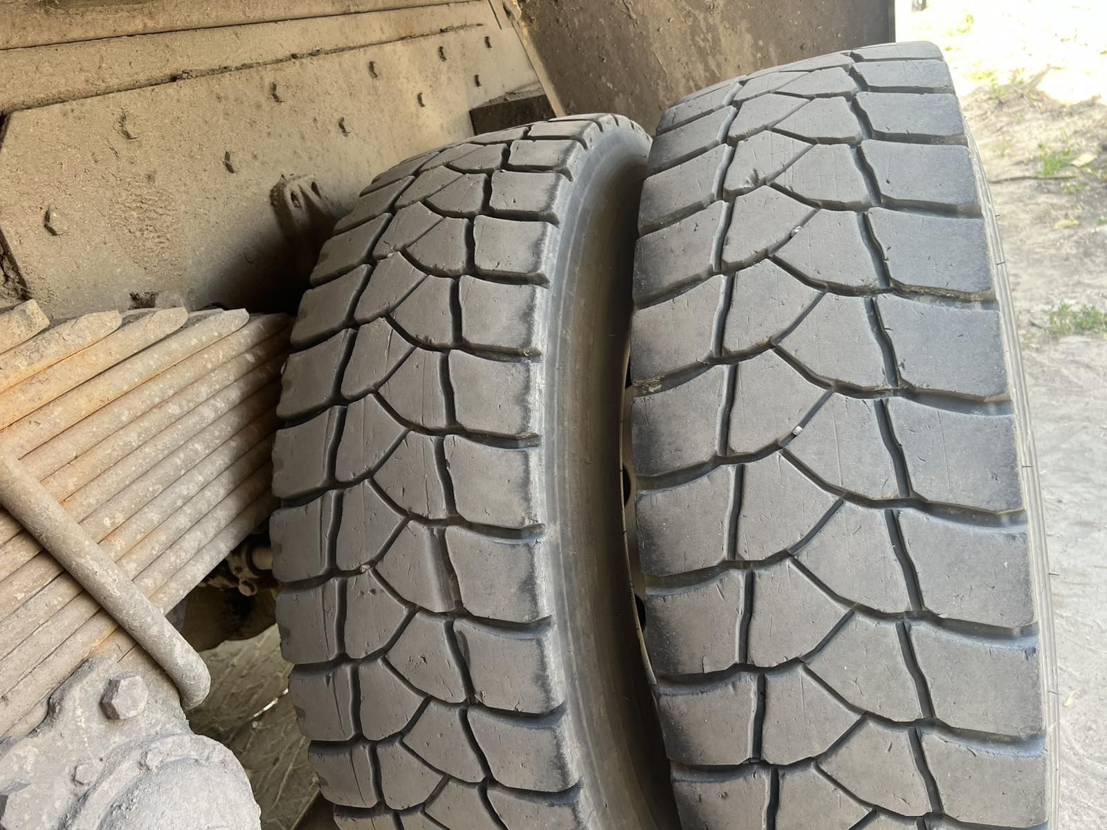 Автошини 315/80R22.5 кар'єрна 11шт.