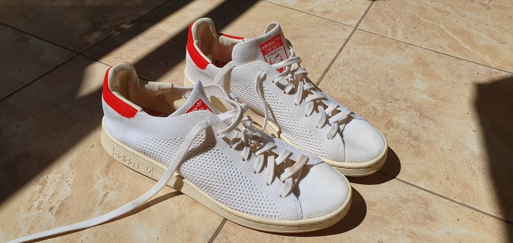 Buty sportowe ADIDAS Stan Smith rozmiar 42 wkładka 26cm  stan bardzo d