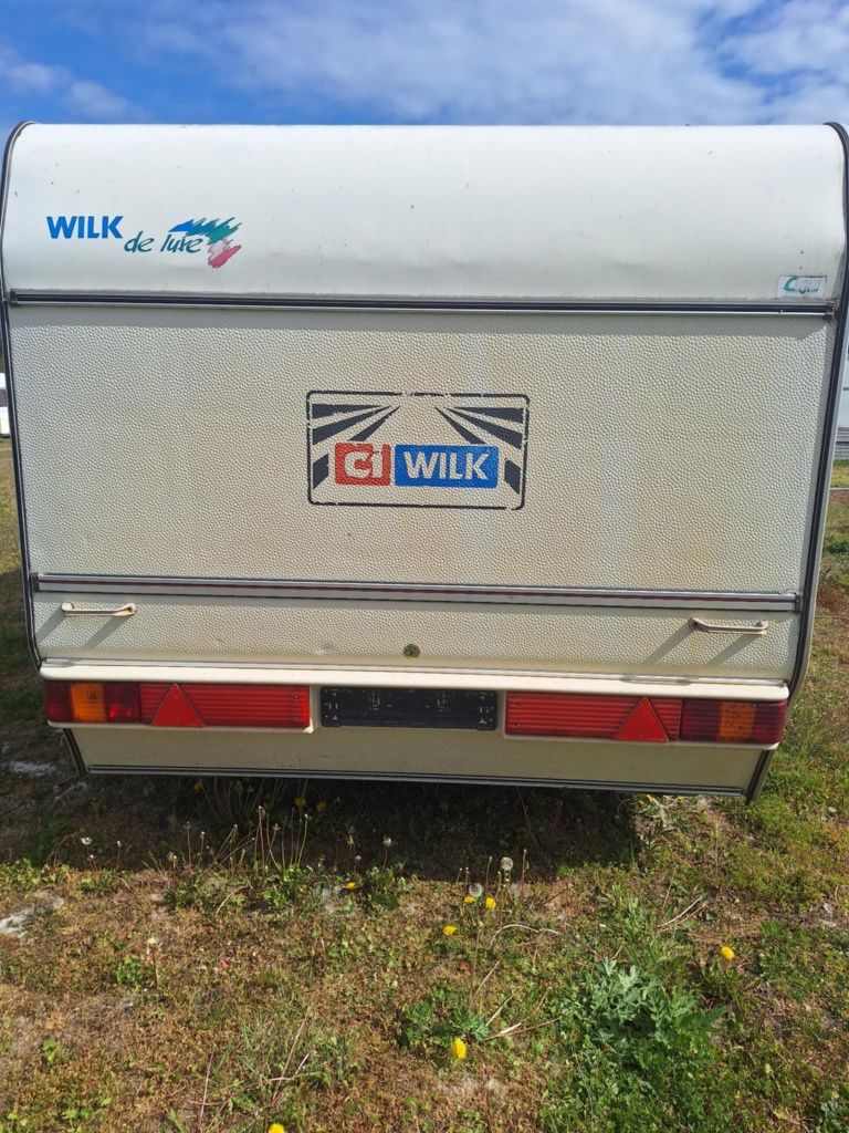 Sprzedam przyczepę kempingowa Wilk