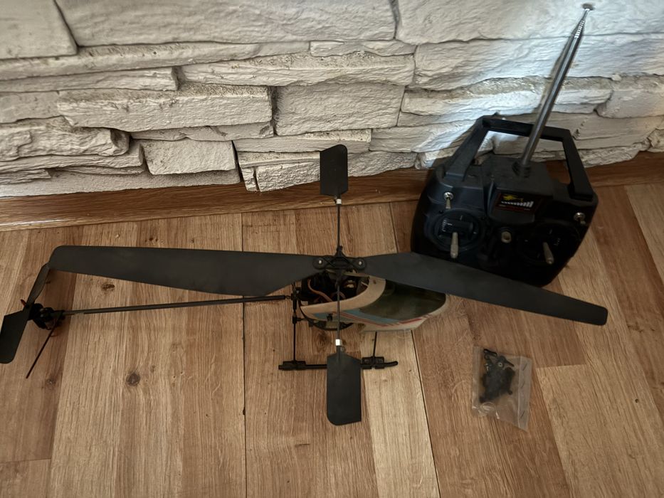 Helikopter RC – uszkodzony, na części lub do naprawy