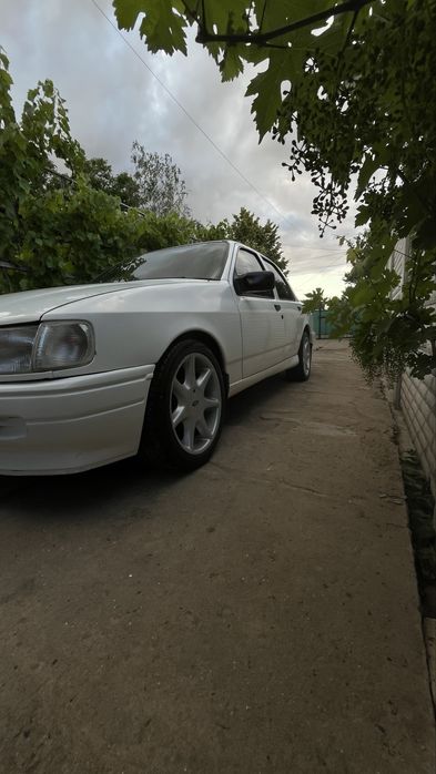 Продаю Ford Sierra