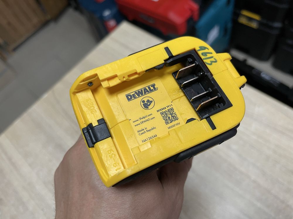 Dewalt DCS355 / вживані безщіткові реноватори Девольт