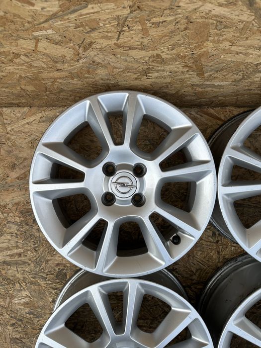 Диски4/100 R16 ET44 ЦО(діа)54.1 Opel титани диски