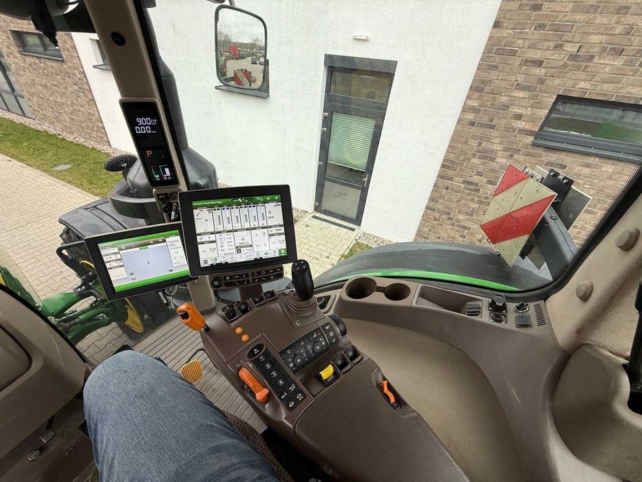 Трактор JOHN DEERE 8370R 2017 рік, 3100 мото/год