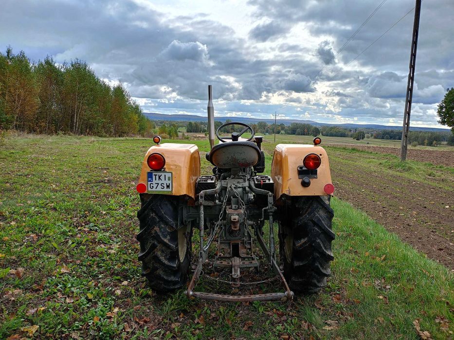 Ursus C-330 (1976 rok), bardzo dobry stan, zarejestrowany