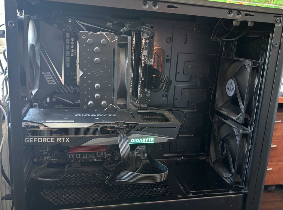 Komputer do gier i pracy - RTX 3060 Ti, Ryzen 7 5700x, 32GB RAM
