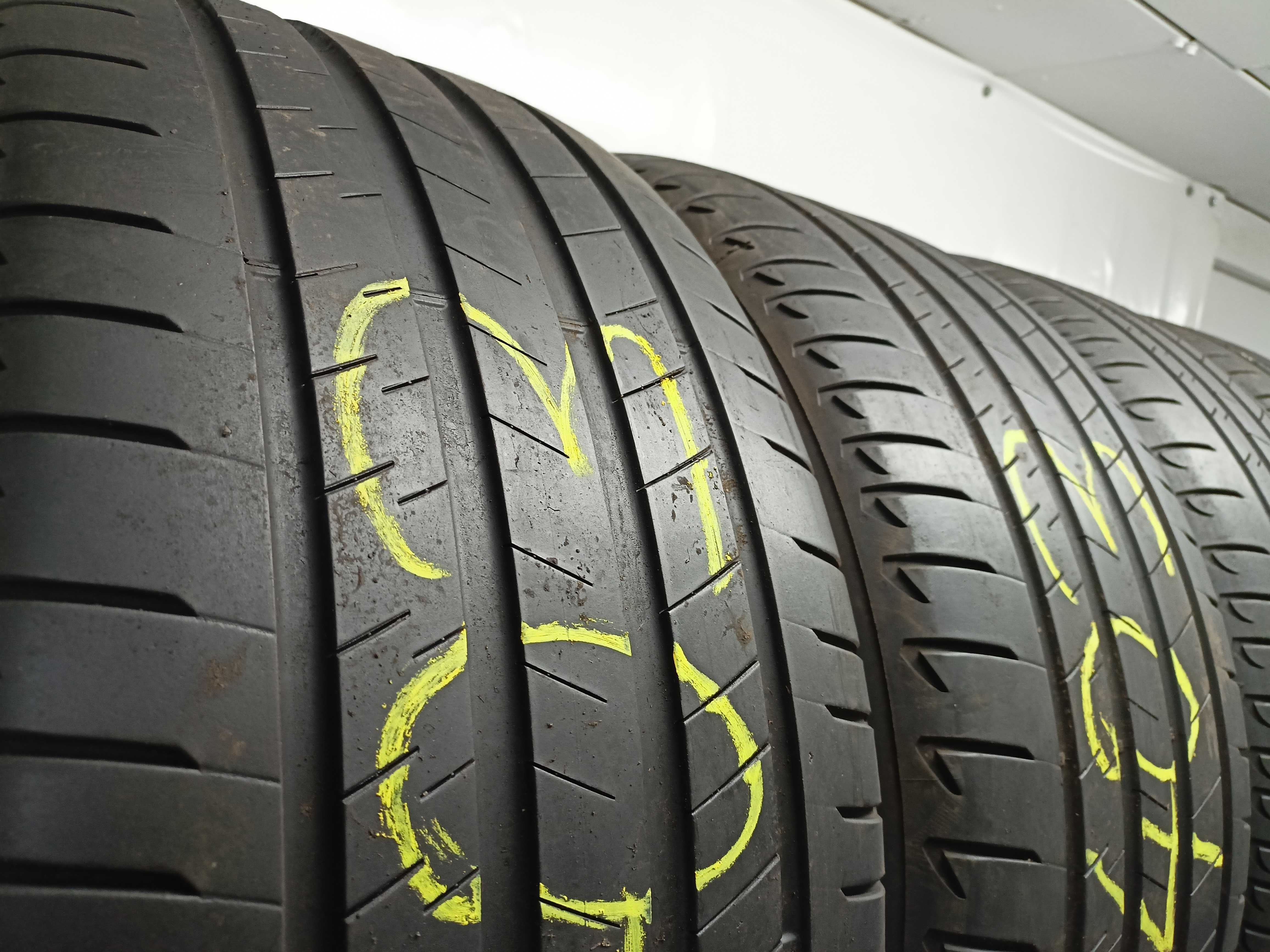 Bridgestone Alenza 001 RSC 275/40/20 245/45/20 2019rok 106/103W (3403)