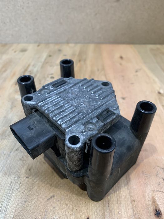 Cewka zapłonowa Audi A3 VW Golf Seat Leon Skoda Octavia 1.4 1.6 2.0