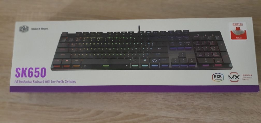 Teclado Mecânico Coolermaster sk650 RGB