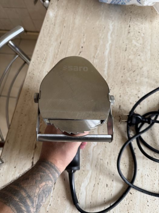 Електричний ніж для шаурми Saro