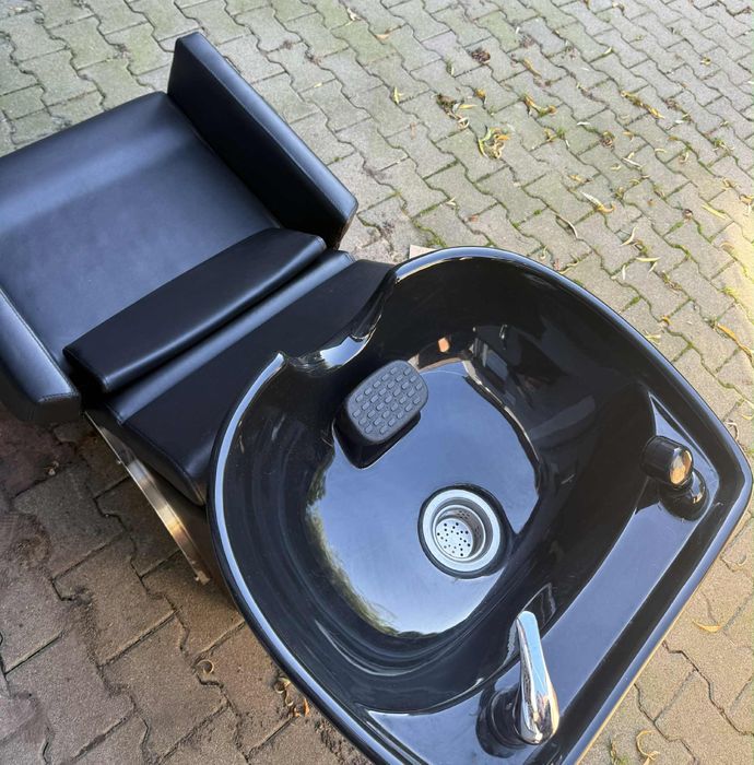 Nowa umywalnia fryzjerska