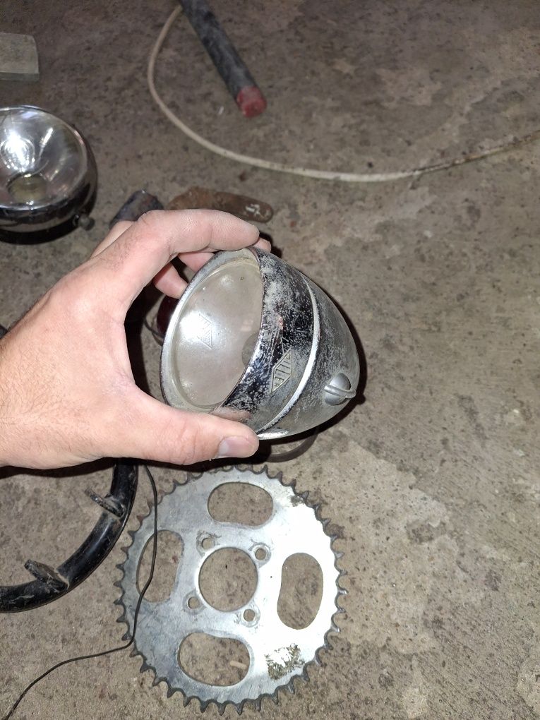 Peças para motorizadas e pasteleira(casal, sasch, zundapp etc)