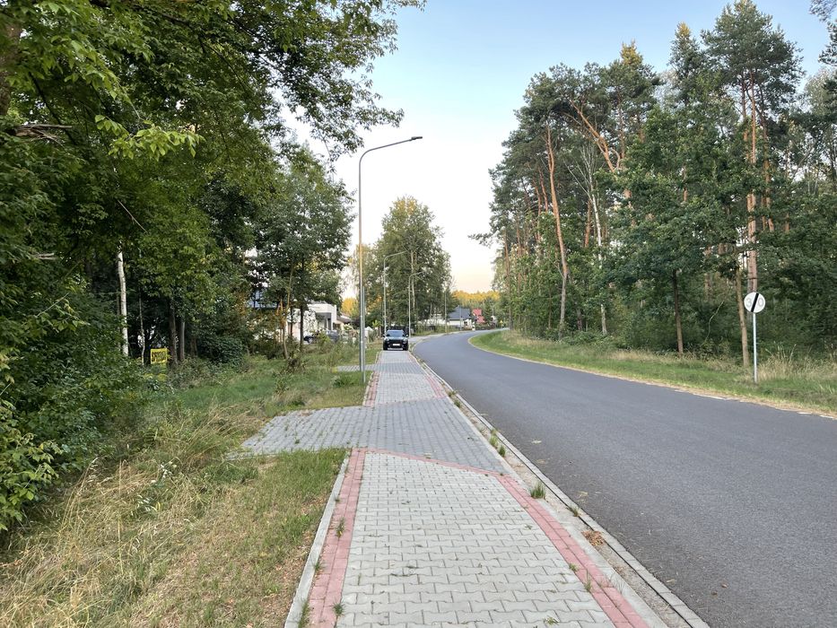 Działka budowlana 1000m2 z mediami i projektem domu!