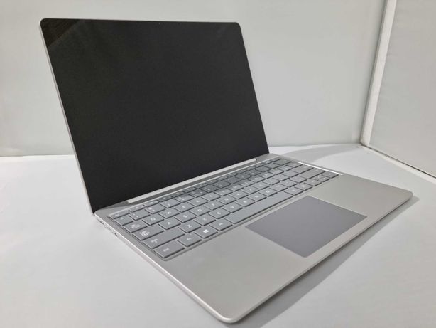 Microsoft Surface GO Laptop 8GB/256GB